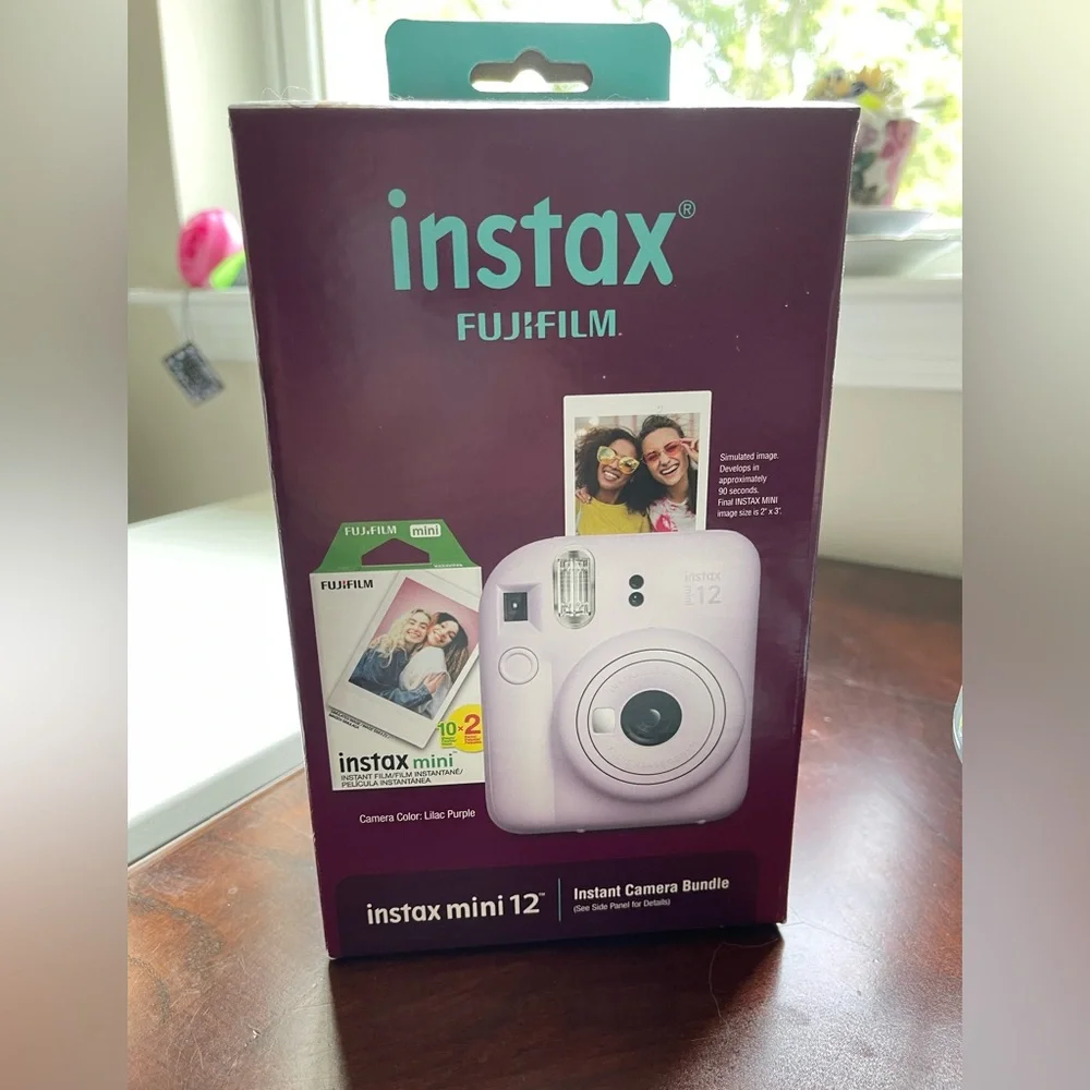 Fuji Film Instax Mini 12 lilac purple bundle